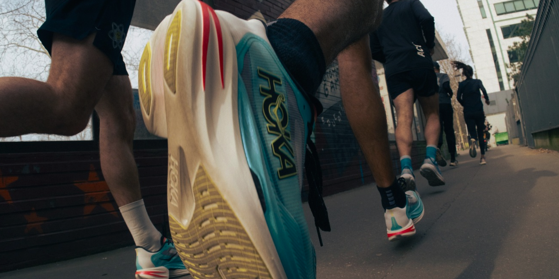 NORTHERN_THREADS_AW25_HOKA-NORTHERN THREADS DESIGNER MENSWEAR