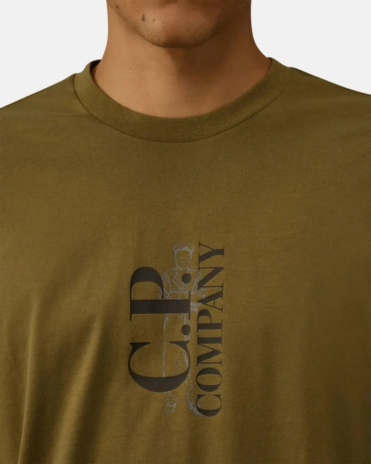 CP COMPANY-CP COMPANY 30/1 JERSEY VERTICAL LOGO T-SHIRT CAPERS-NORTHERN THREADS DESIGNER MENSWEAR