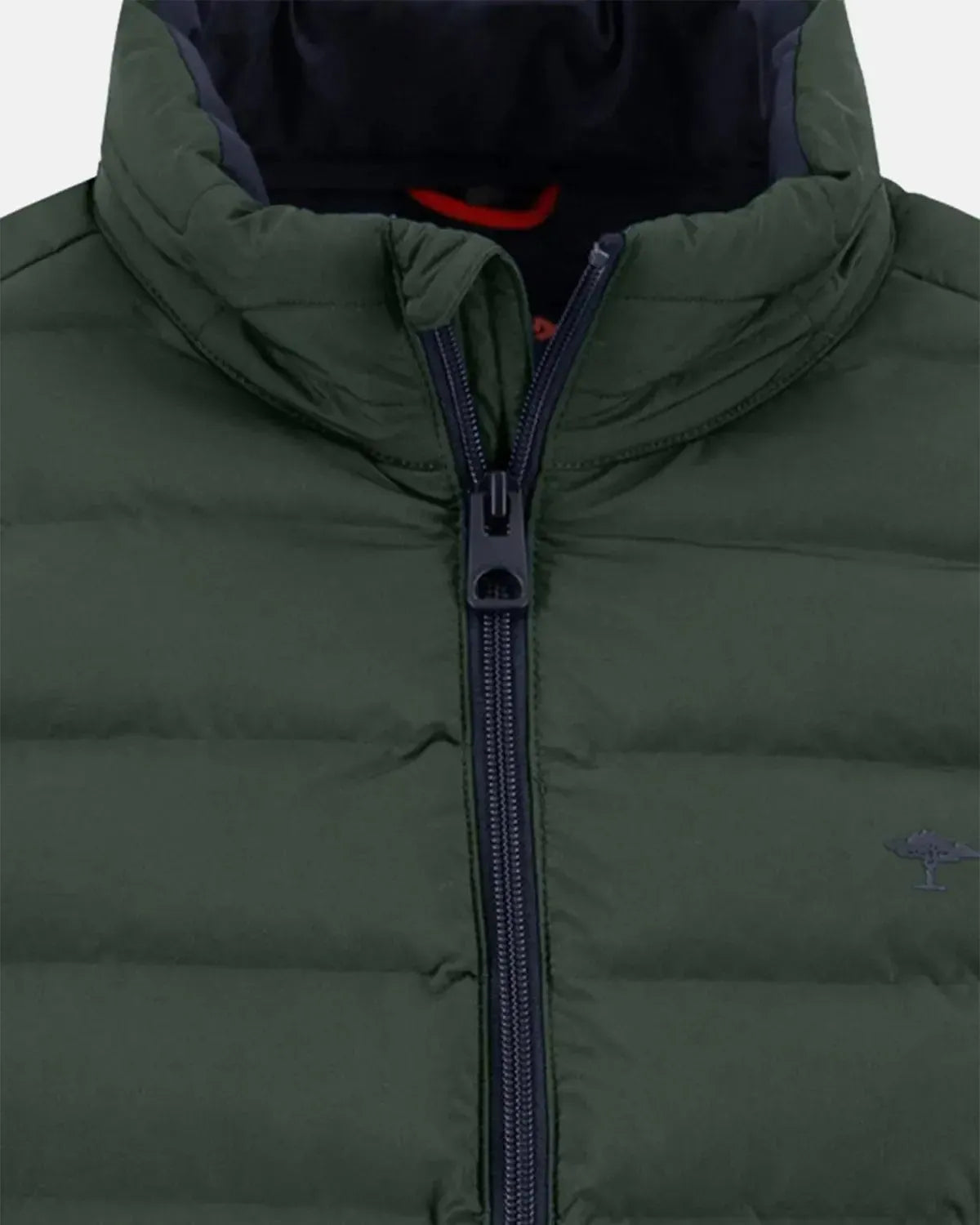 FYNCH-HATTON-FYNCH-HATTON BASIC LIGHT WEIGHT GILET DARK IVY-NORTHERN THREADS DESIGNER MENSWEAR