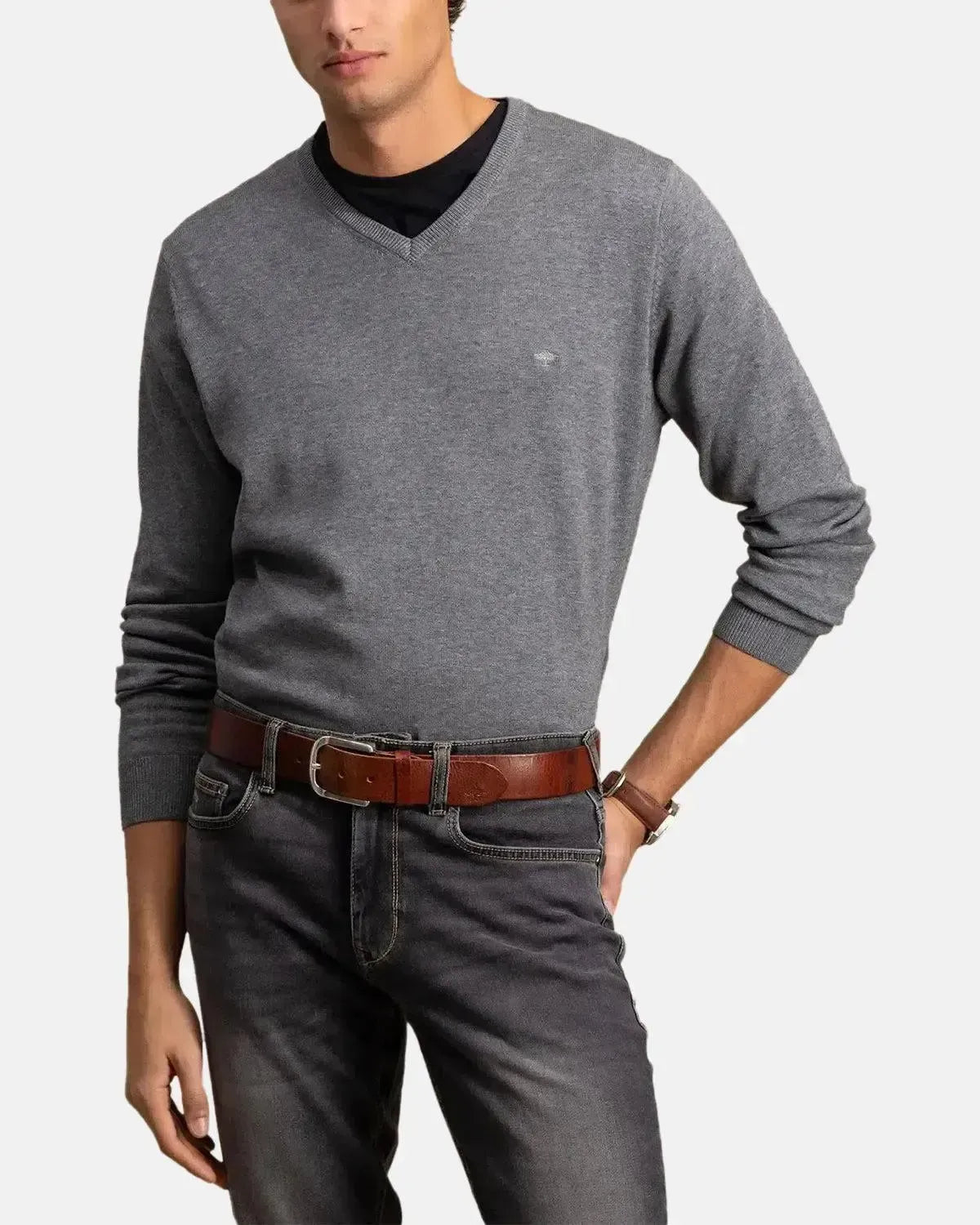 FYNCH-HATTON-FYNCH-HATTON FINE KNIT V-NECK COTTON KNIT STEEL-NORTHERN THREADS DESIGNER MENSWEAR