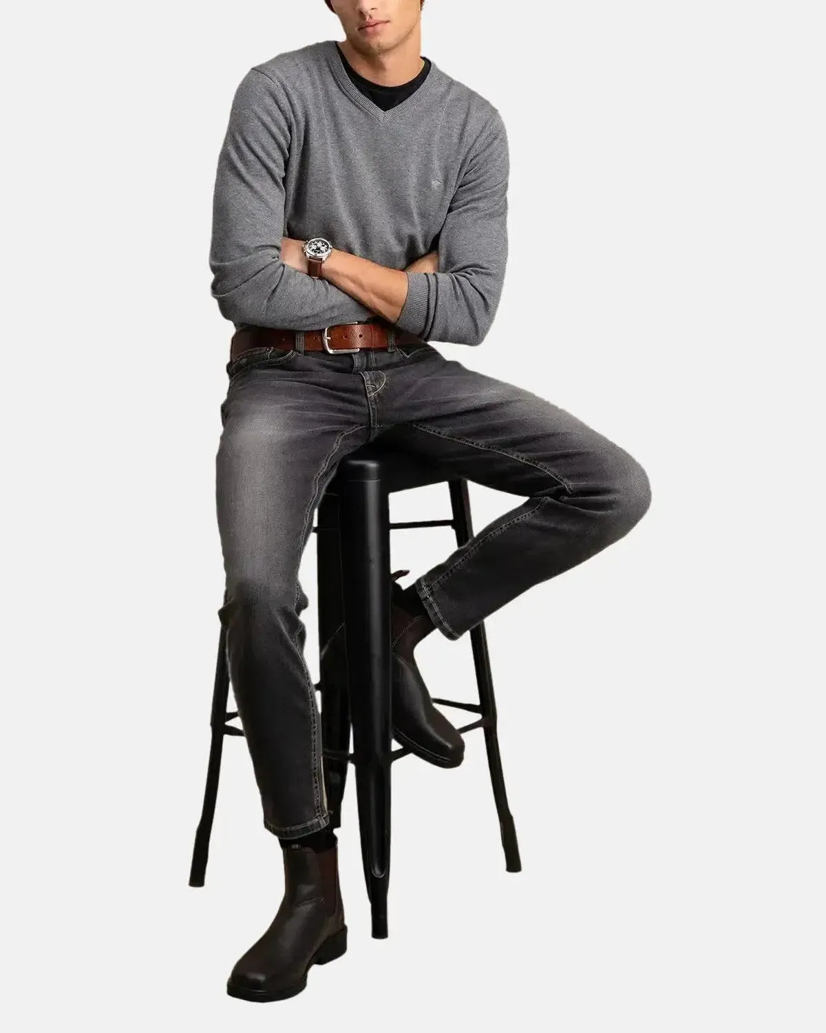 FYNCH-HATTON-FYNCH-HATTON FINE KNIT V-NECK COTTON KNIT STEEL-NORTHERN THREADS DESIGNER MENSWEAR