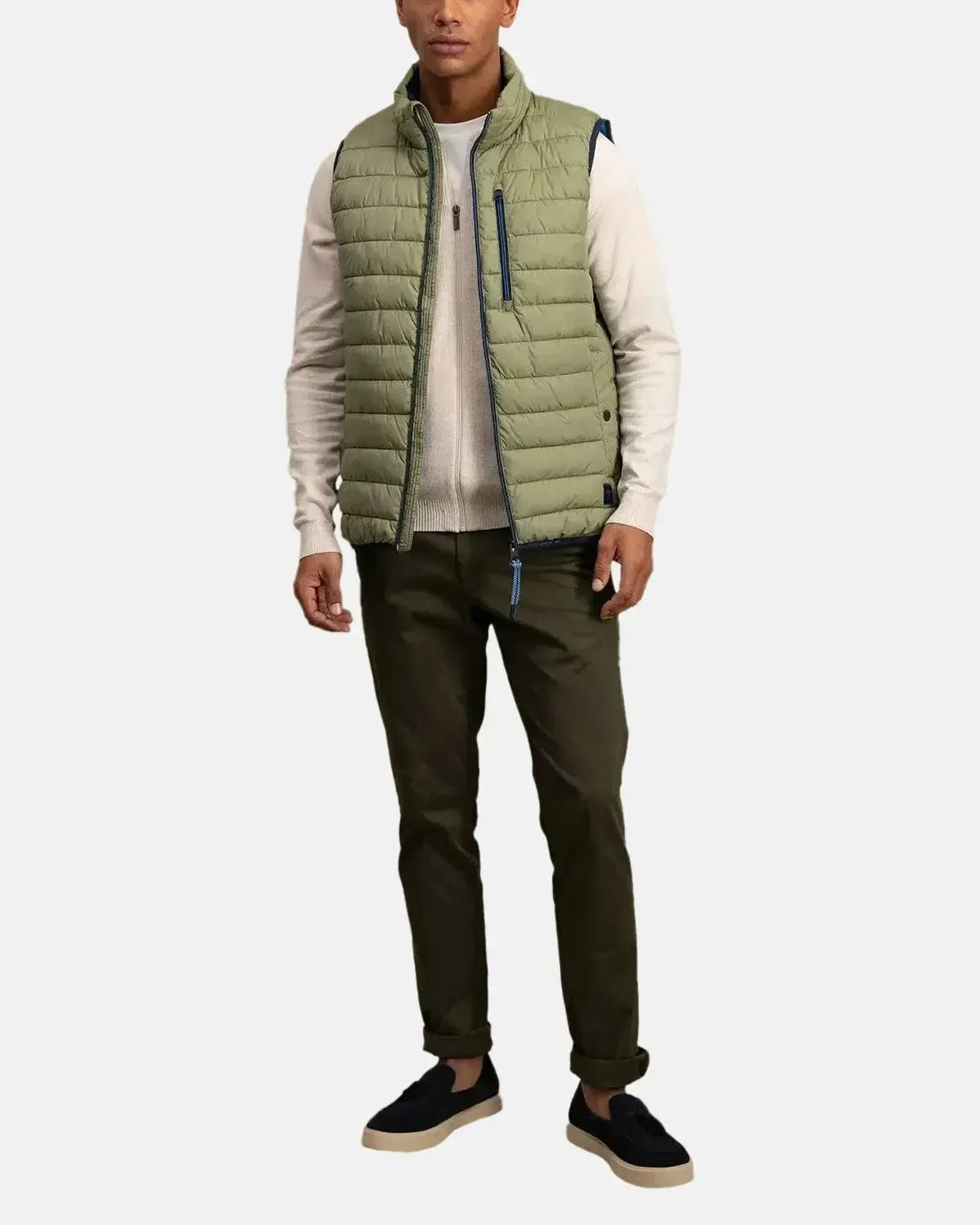 FYNCH-HATTON-FYNCH-HATTON LIGHT WEIGHT GILET LIGHT KHAKI-NORTHERN THREADS DESIGNER MENSWEAR