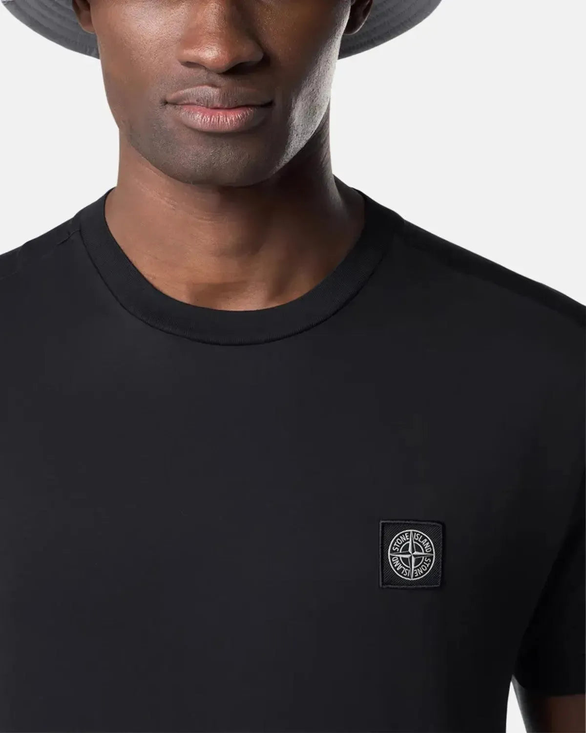 STONE ISLAND-STONE ISLAND 2100039 60/2 COTTON JERSEY T-SHIRT BLACK-NORTHERN THREADS DESIGNER MENSWEAR