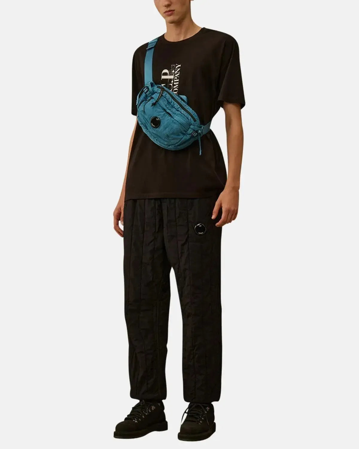 CP COMPANY-CP COMPANY 30/1 JERSEY VERTICAL LOGO T-SHIRT BLACK-NORTHERN THREADS DESIGNER MENSWEAR