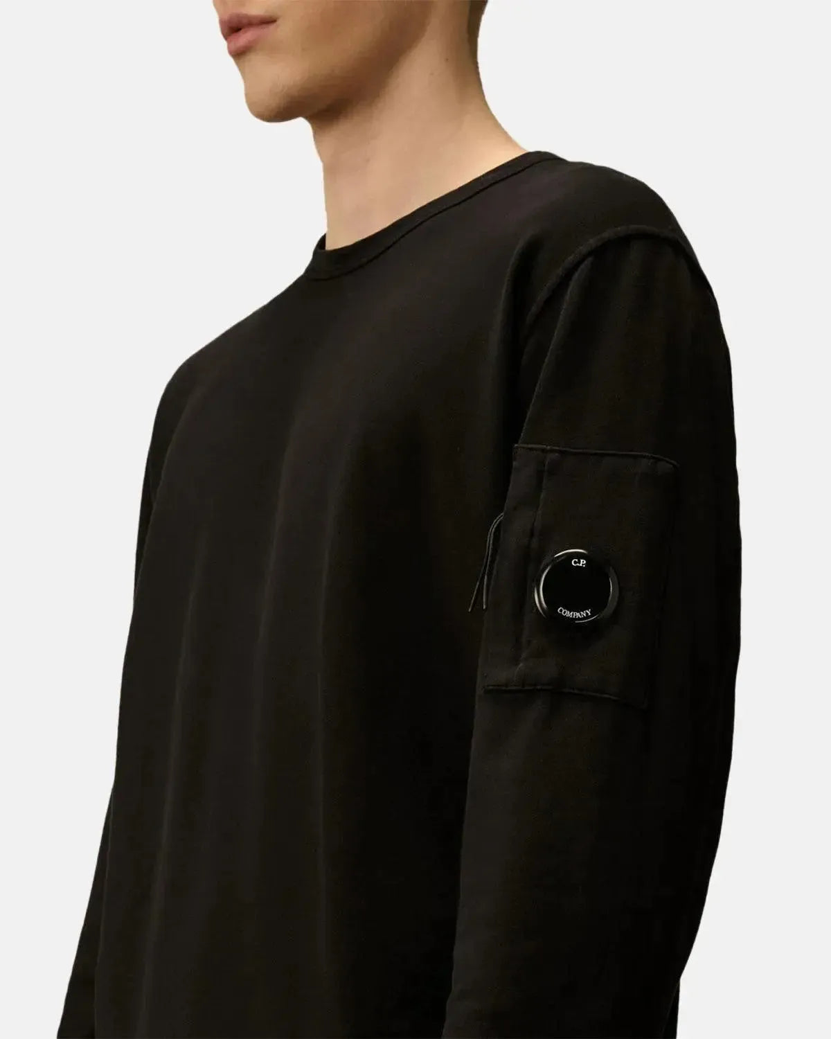 CP COMPANY-CP COMPANY LIGHT FLEECE CREWNECK LENS SWEATSHIRT BLACK-NORTHERN THREADS DESIGNER MENSWEAR