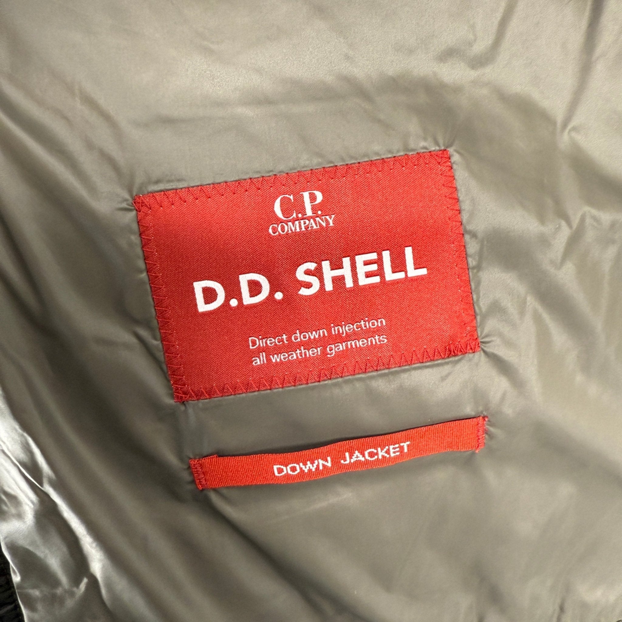 CP Company D.D. Shell Lightweight Lens Gilet Dark Green - northern threads