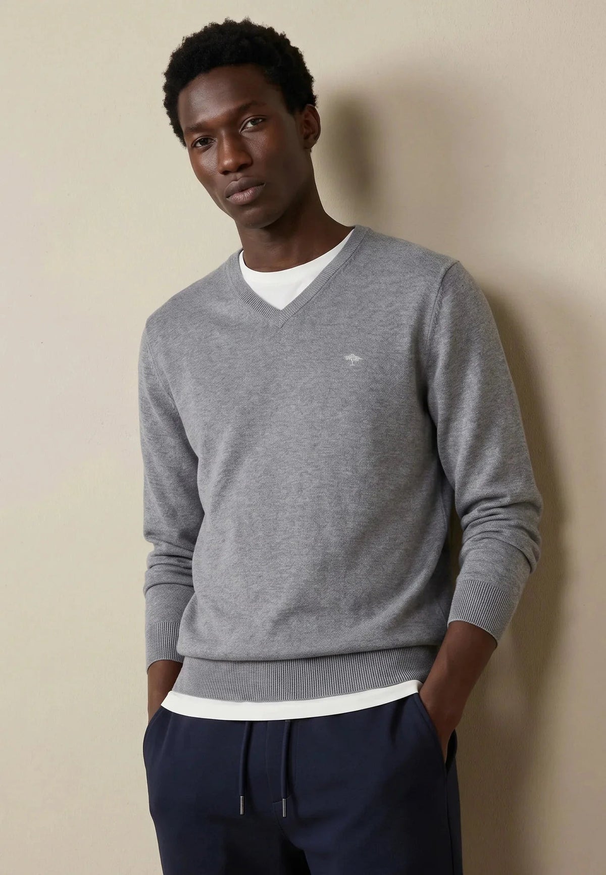 Fynch-Hatton Fine Knit Cotton V-Neck Sweater Steel | Northern Threads Designer Menswear
