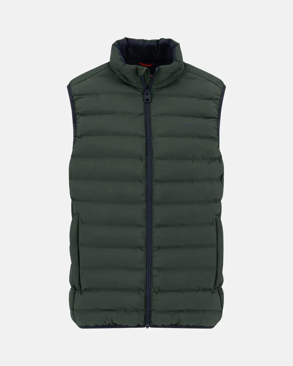 FYNCH-HATTON-FYNCH-HATTON BASIC LIGHT WEIGHT GILET DARK IVY-NORTHERN THREADS DESIGNER MENSWEAR