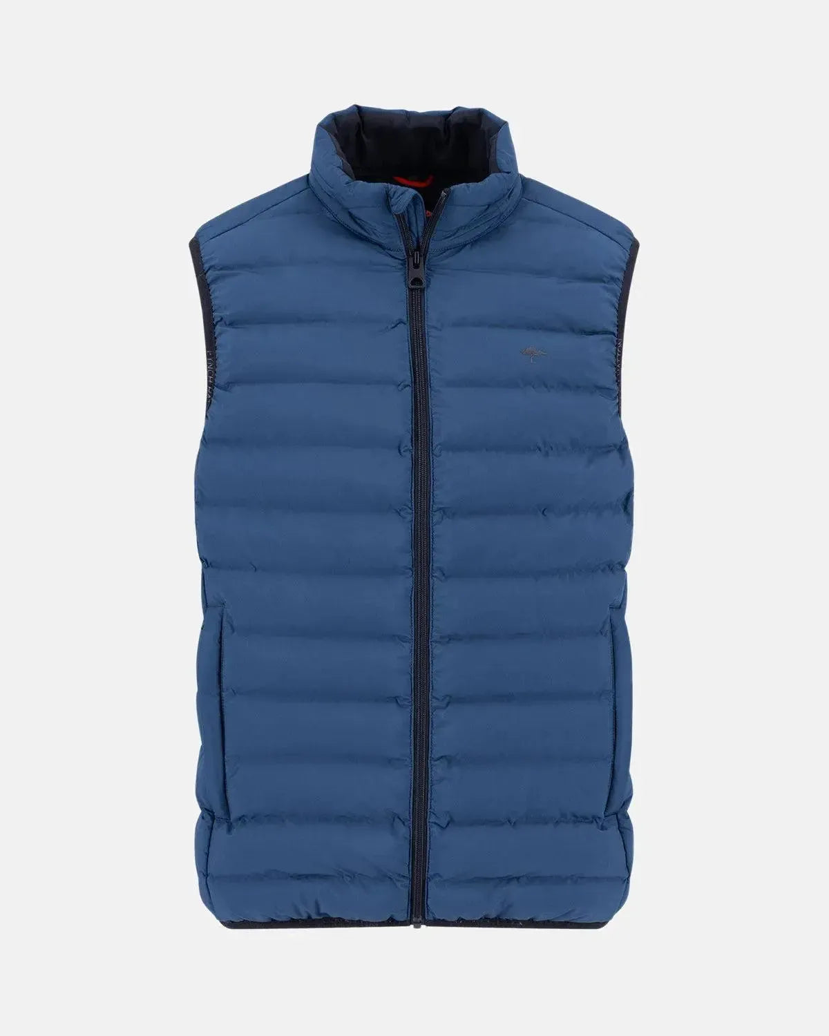 FYNCH-HATTON-FYNCH-HATTON BASIC LIGHT WEIGHT GILET MISTY BLUE-NORTHERN THREADS DESIGNER MENSWEAR
