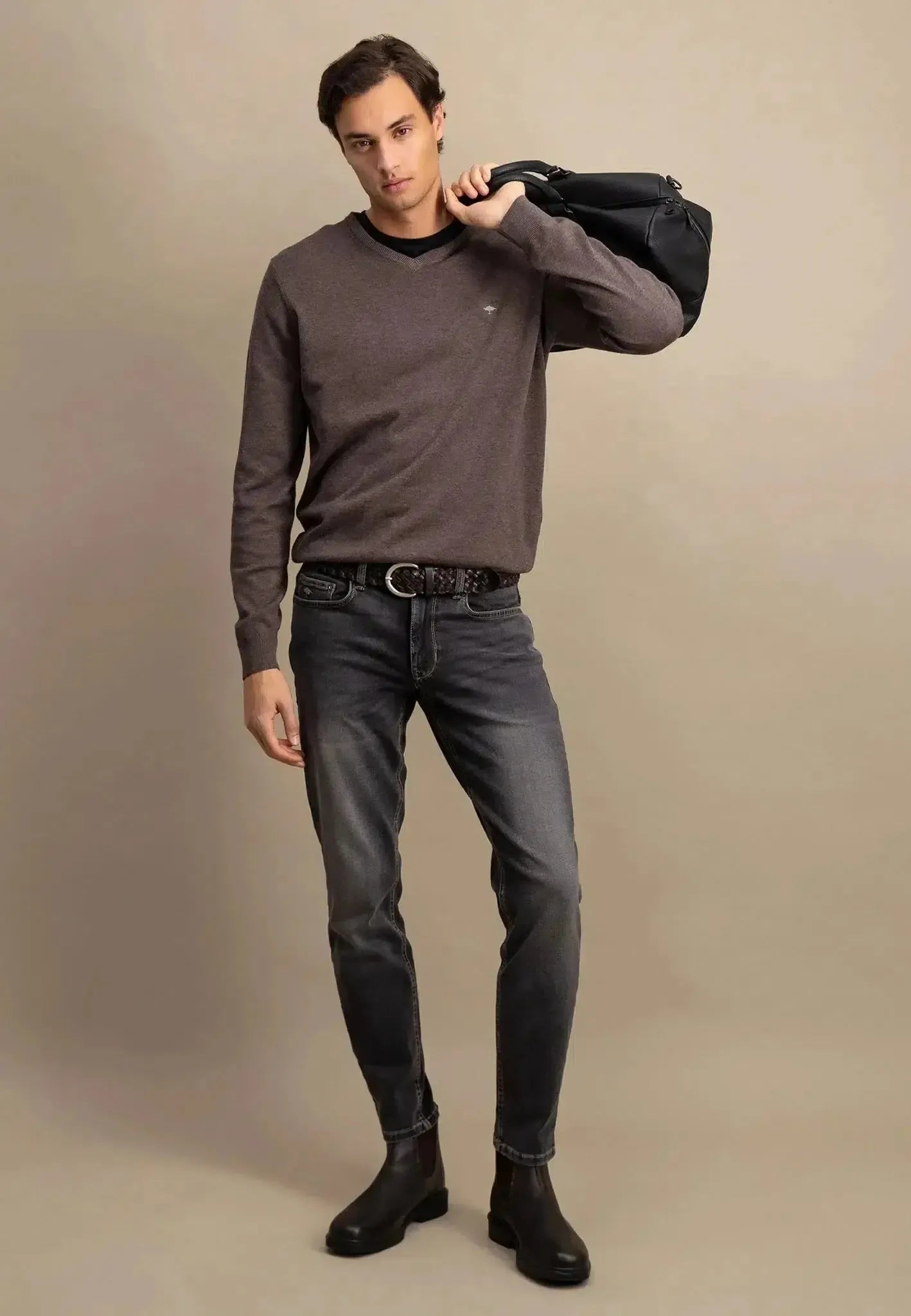 FYNCH-HATTON-Fynch-Hatton Fine Knit V-Neck Cotton Knit Earth-NORTHERN THREADS DESIGNER MENSWEAR