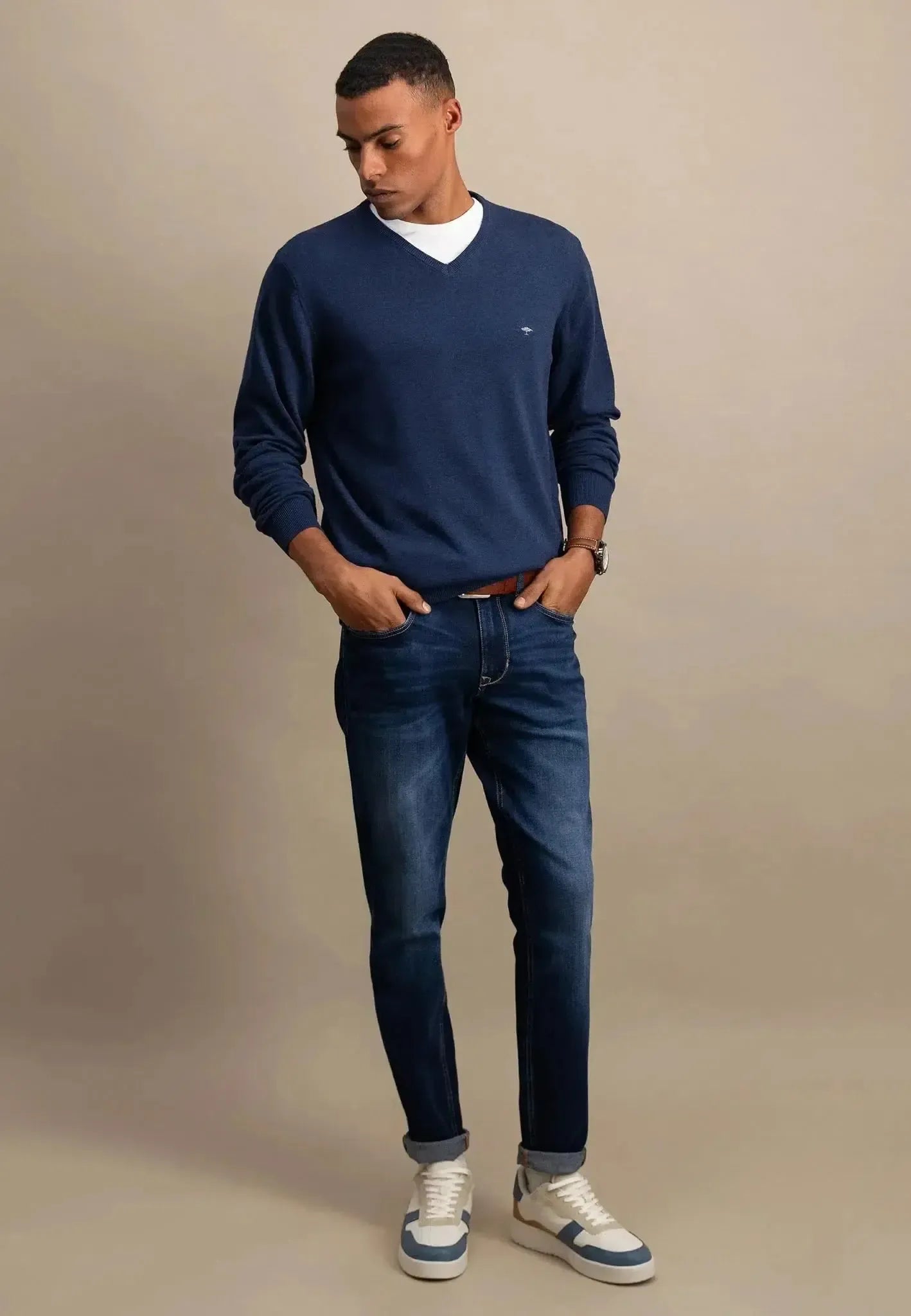 FYNCH-HATTON-Fynch-Hatton Fine Knit V-Neck Cotton Knit Night-NORTHERN THREADS DESIGNER MENSWEAR
