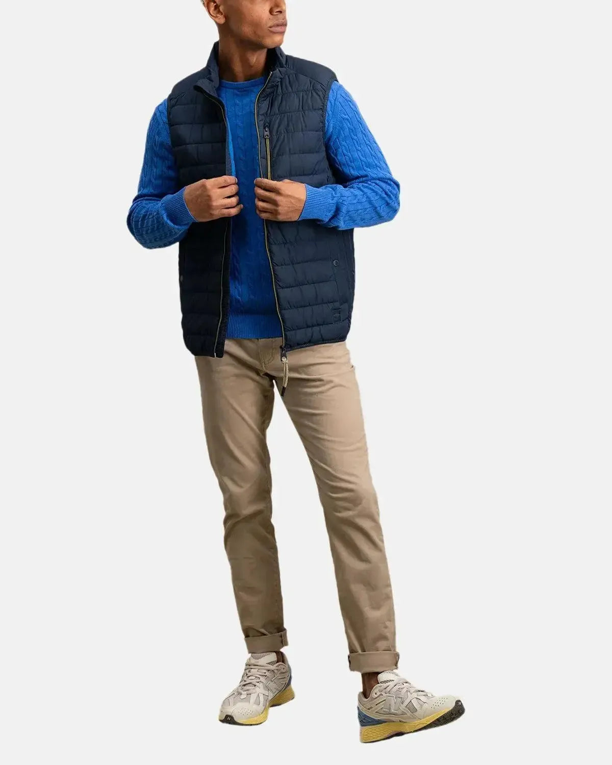 FYNCH-HATTON-FYNCH-HATTON STAND COLLAR LIGHT WEIGHT GILET DARK NAVY-NORTHERN THREADS DESIGNER MENSWEAR