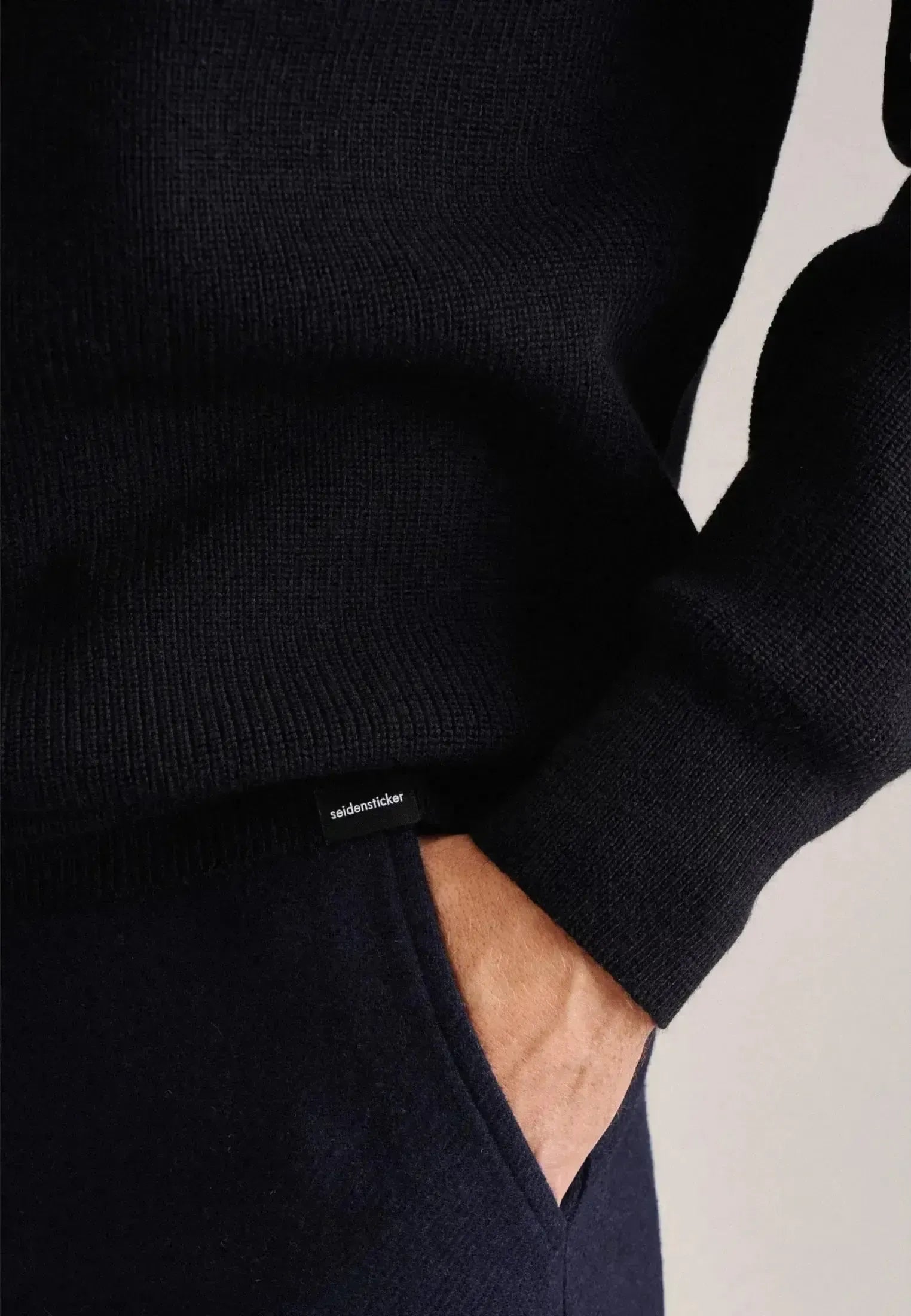 Seidensticker-Seidensticker Merino Wool Stand Collar 1/4 Zip Knit Dark Blue-NORTHERN THREADS DESIGNER MENSWEAR