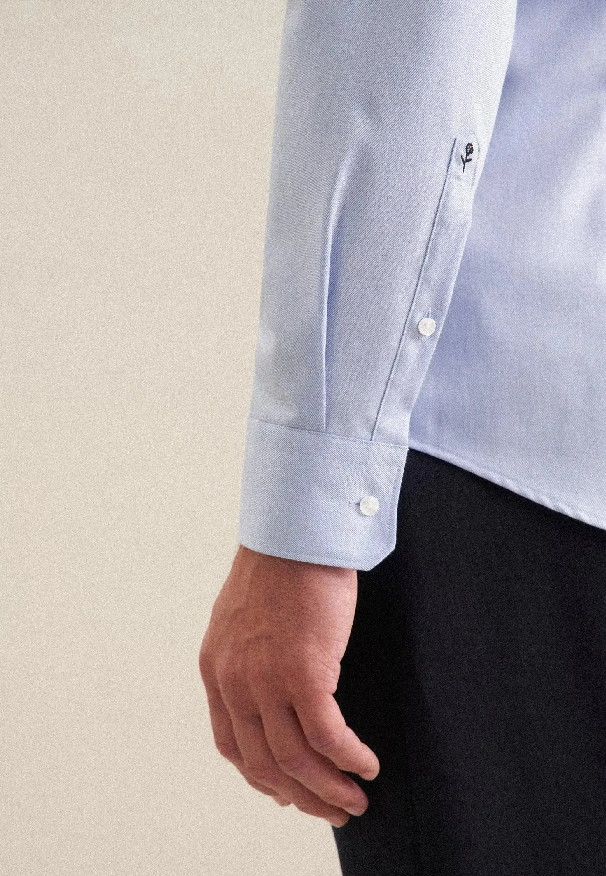 Seidensticker-Seidensticker Shaped Fit No Iron New Kent Business Shirt Light Blue-NORTHERN THREADS DESIGNER MENSWEAR