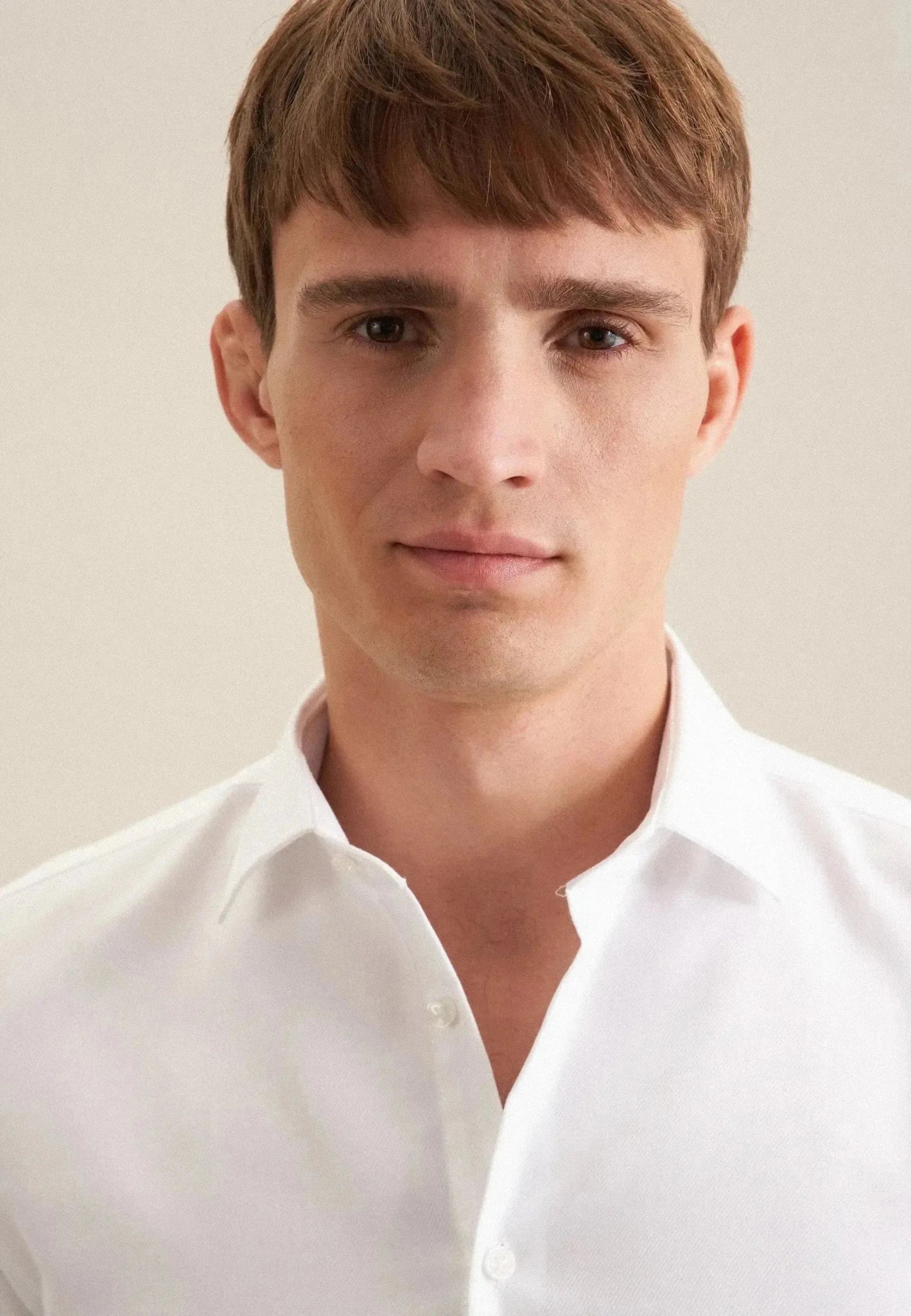 Seidensticker Shaped Fit Easy Iron Kent Collar Business Shirt White - northern threads