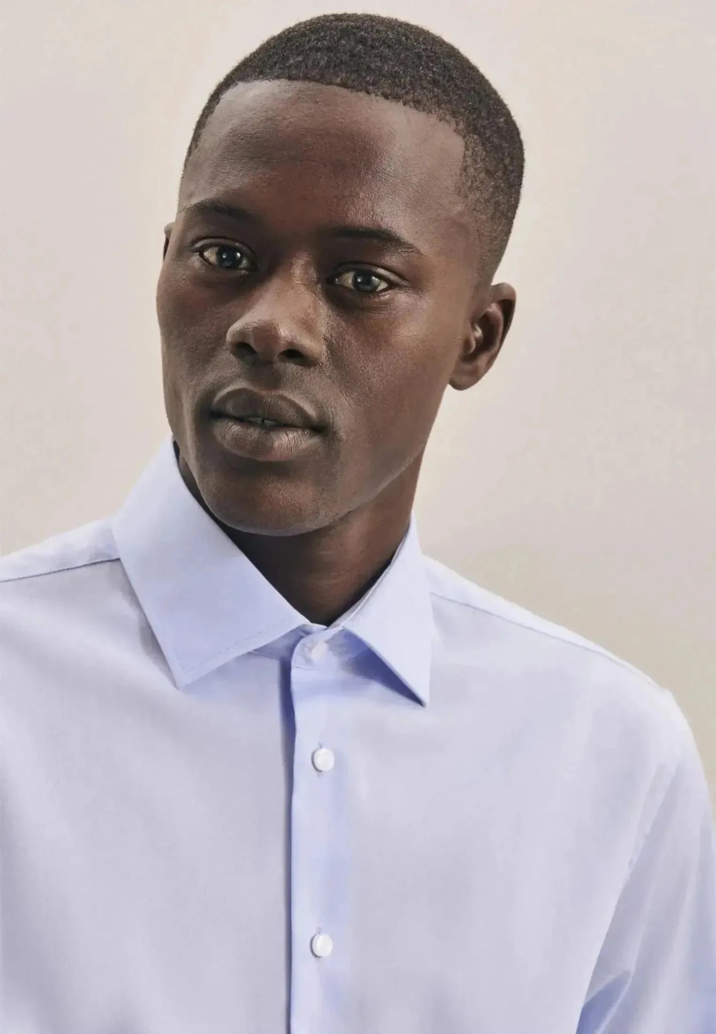 Seidensticker Shaped Fit No Iron Kent Collar Business Shirt Light Blue - northern threads
